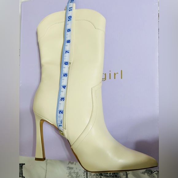 Madden Girl, Women's River Flare Heel Western Dress Booties, Size 10M Color Ecru - Picture 13 of 15